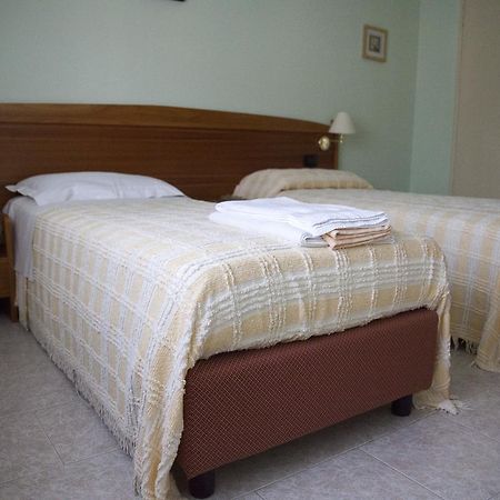 Hotel Trieste Pontelongo Eksteriør billede