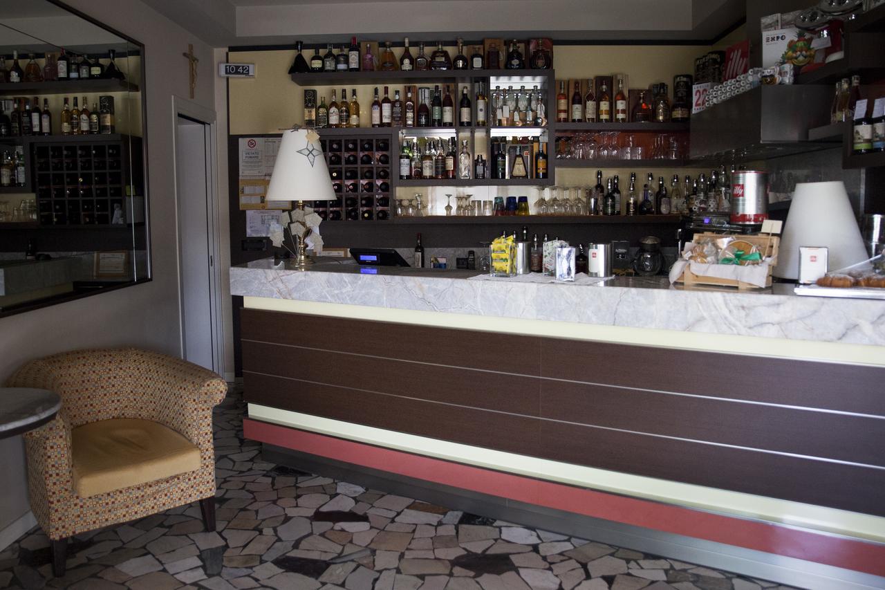 Hotel Trieste Pontelongo Eksteriør billede
